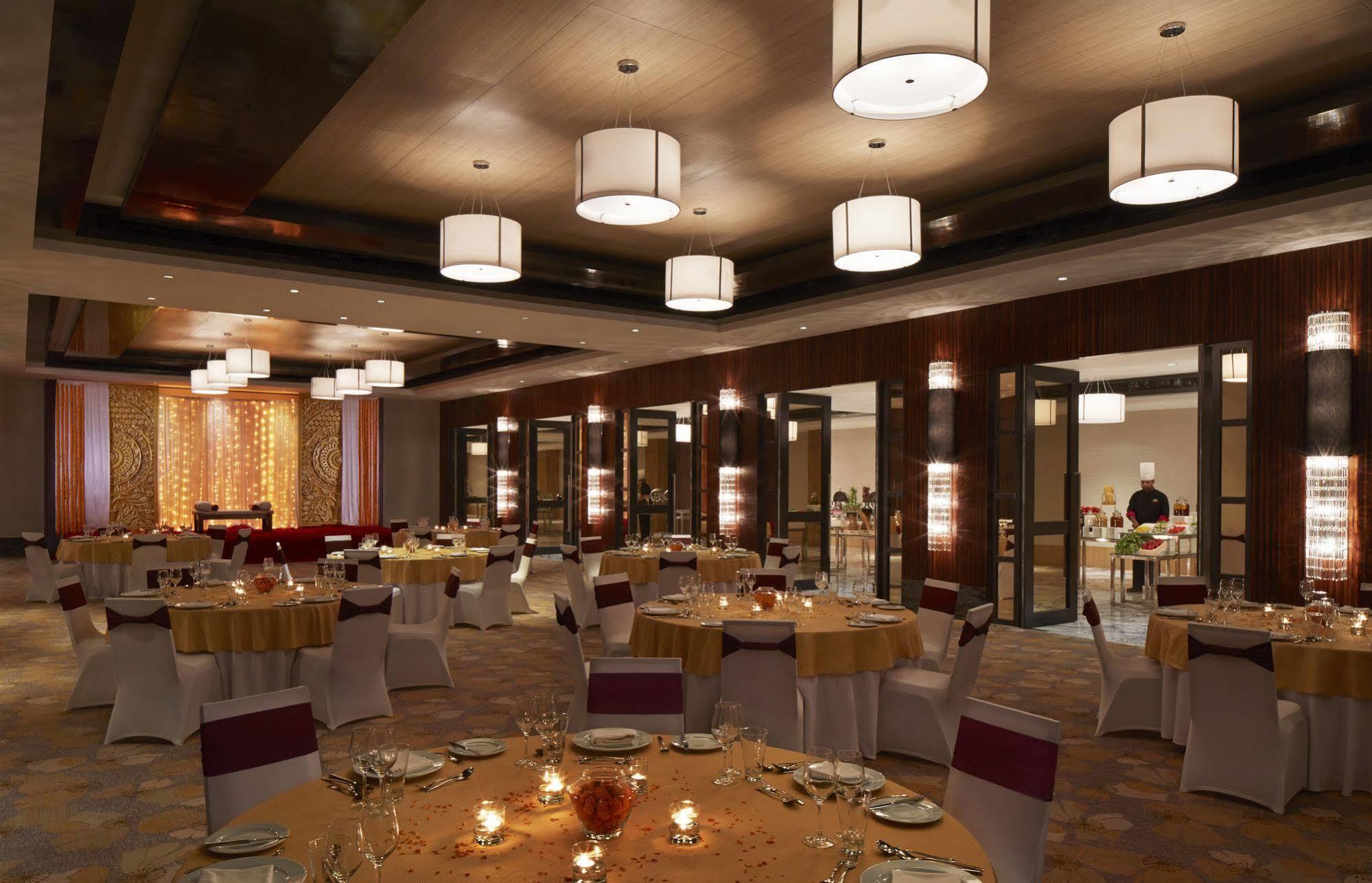Courtyard By Marriott Bilaspur Екстериор снимка